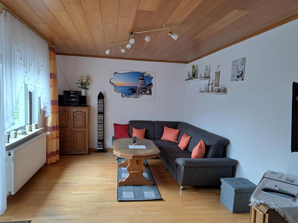 Ferienwohnung Wiesengrund Hahnstatten エクステリア 写真